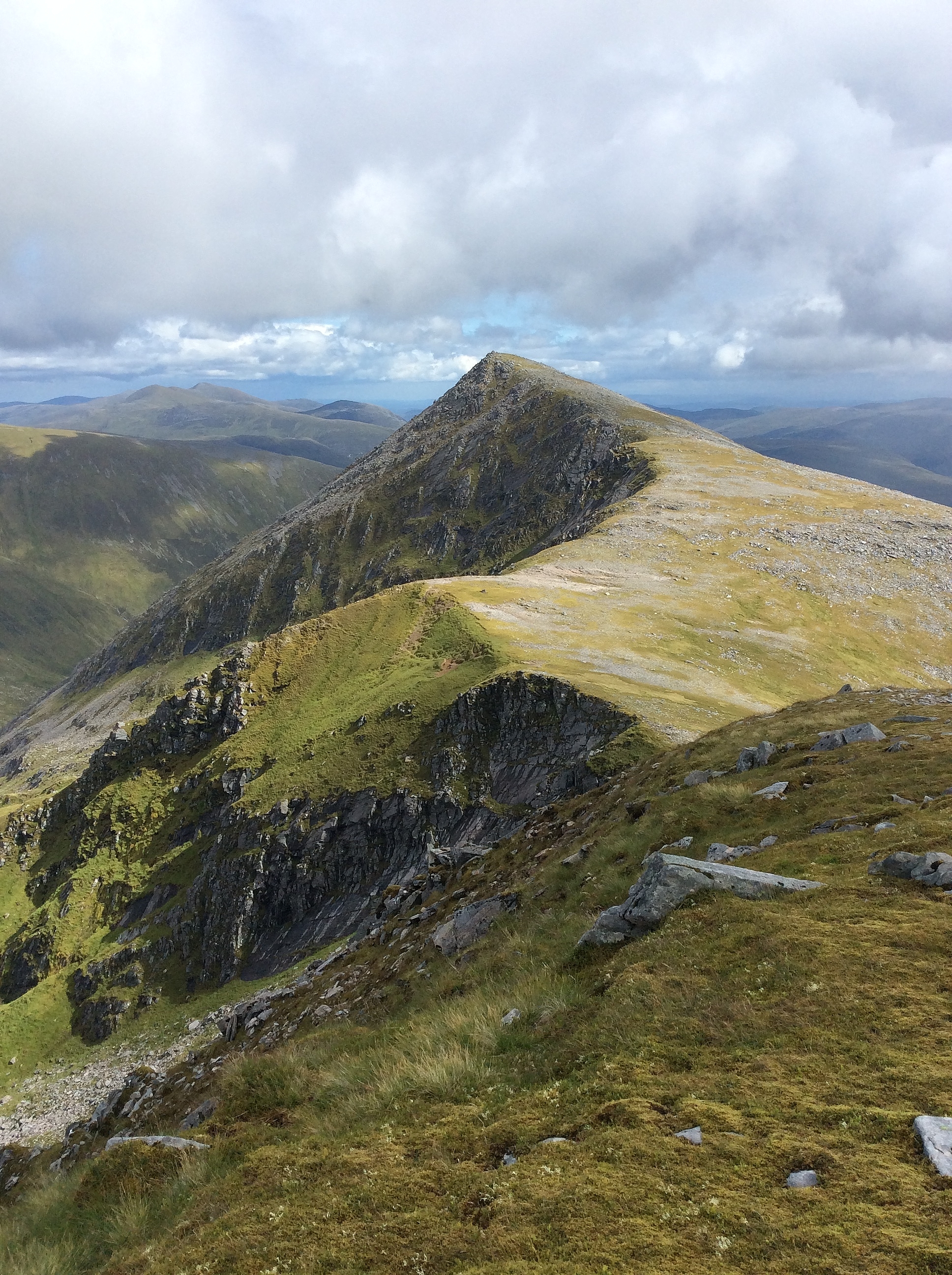 Bidean an Eoin Deirg